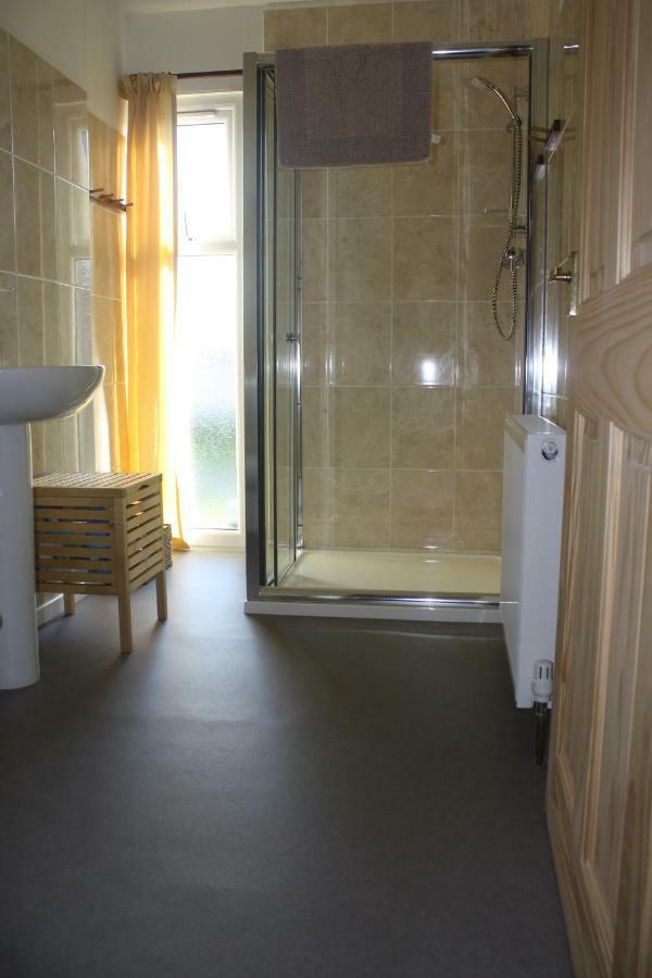 Inver Bay Apartment Tain Kültér fotó